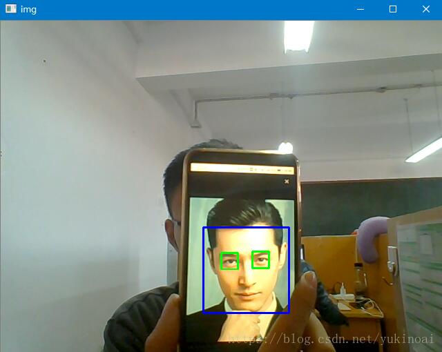 Python OpenCV利用笔记本摄像头实现人脸检测