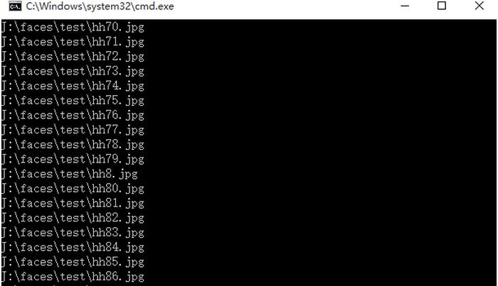 如何在C++中获取指定目录中的所有文件