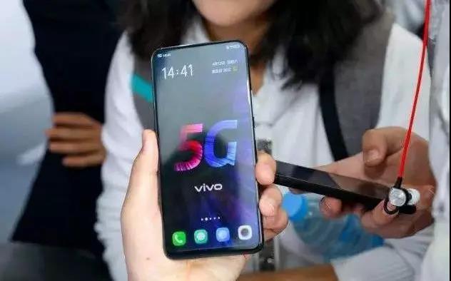 线下渠道失势：5G 能否让vivo重生