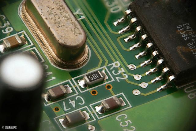 在单片机设计过程中解决EMC的软硬件处理方法是什么